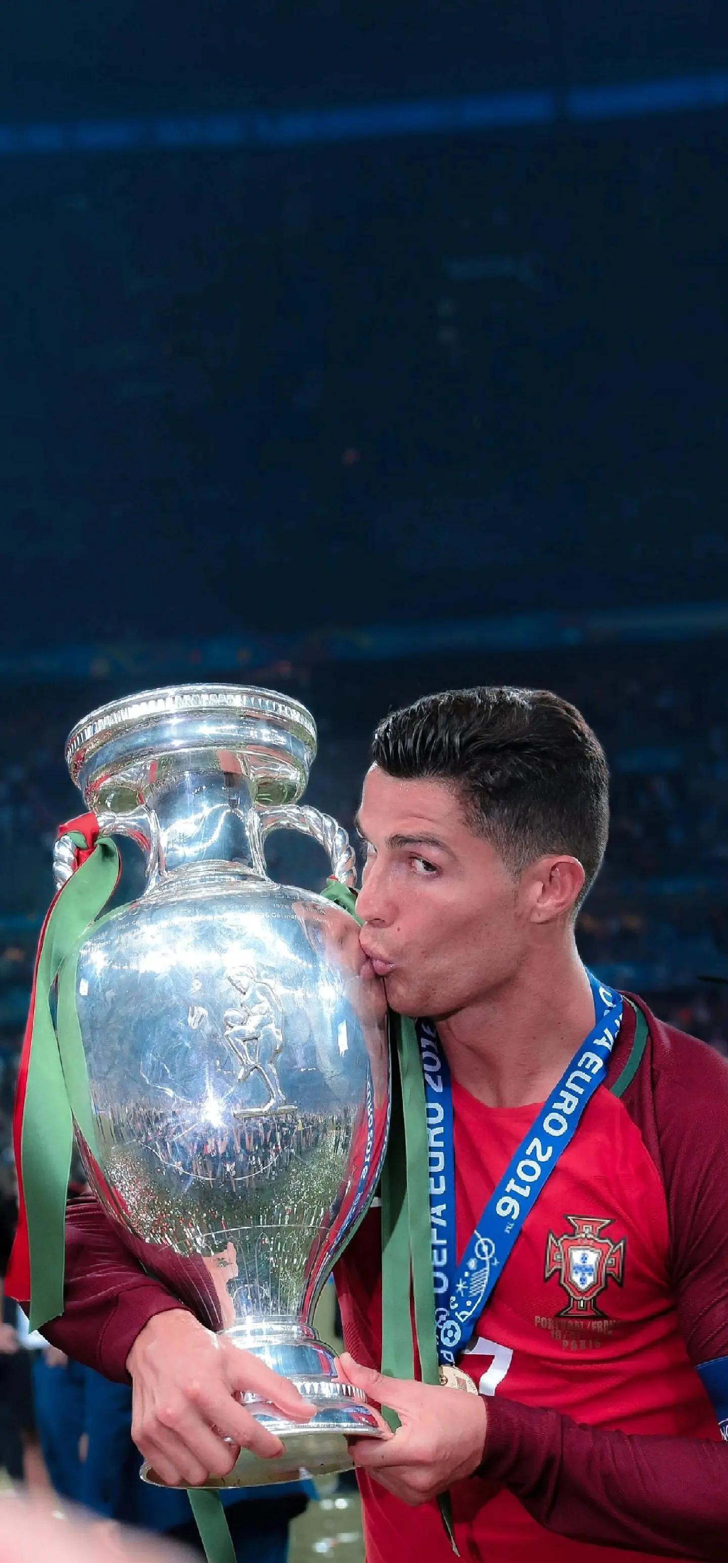 葡萄牙取胜晋级,欧洲杯预选赛积分榜升至前列的简单介绍 葡萄牙取胜晋级,欧洲杯预选赛积分榜升至前列的简单介绍